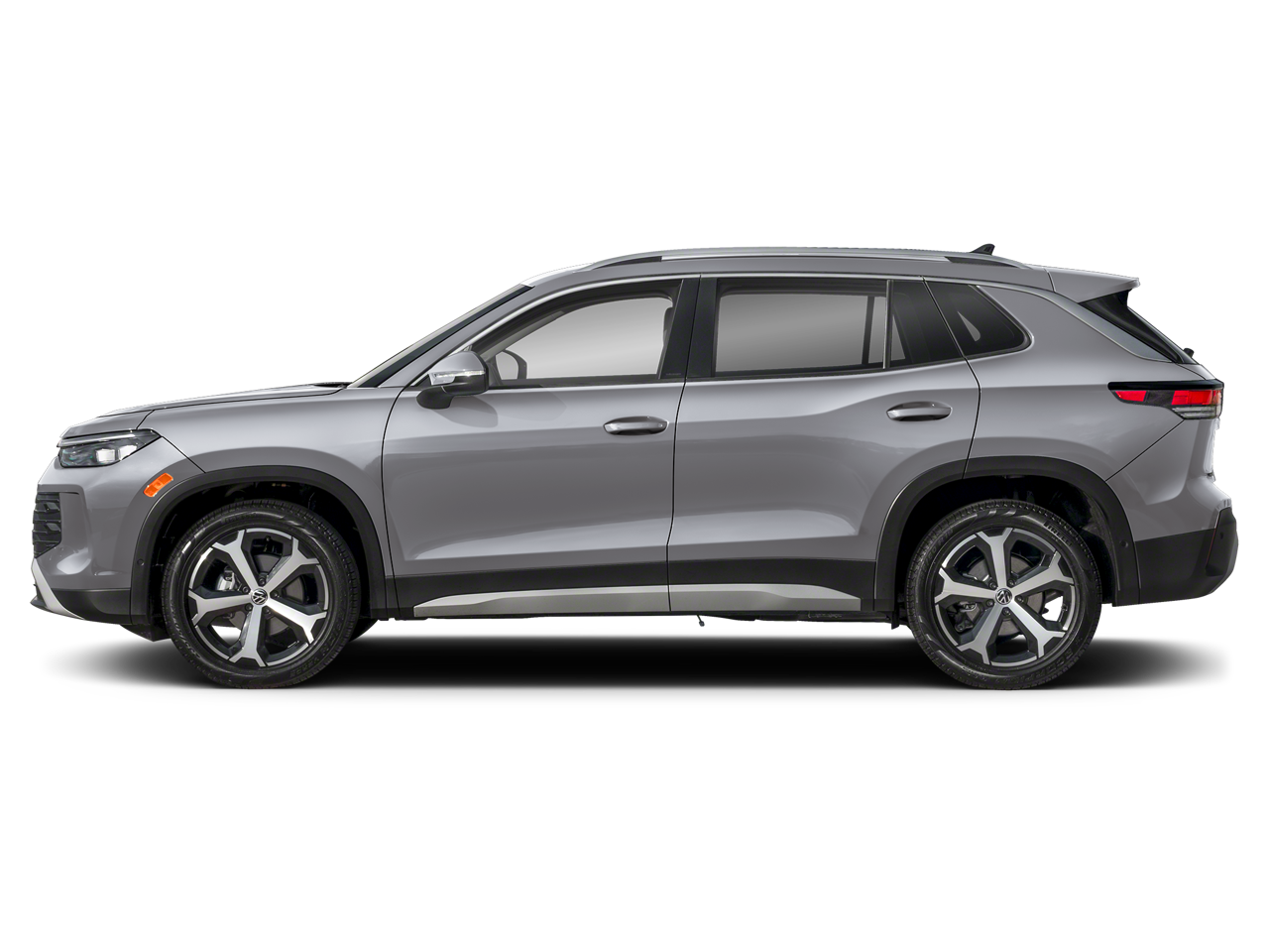 2025 Volkswagen Tiguan SE - Photo 28