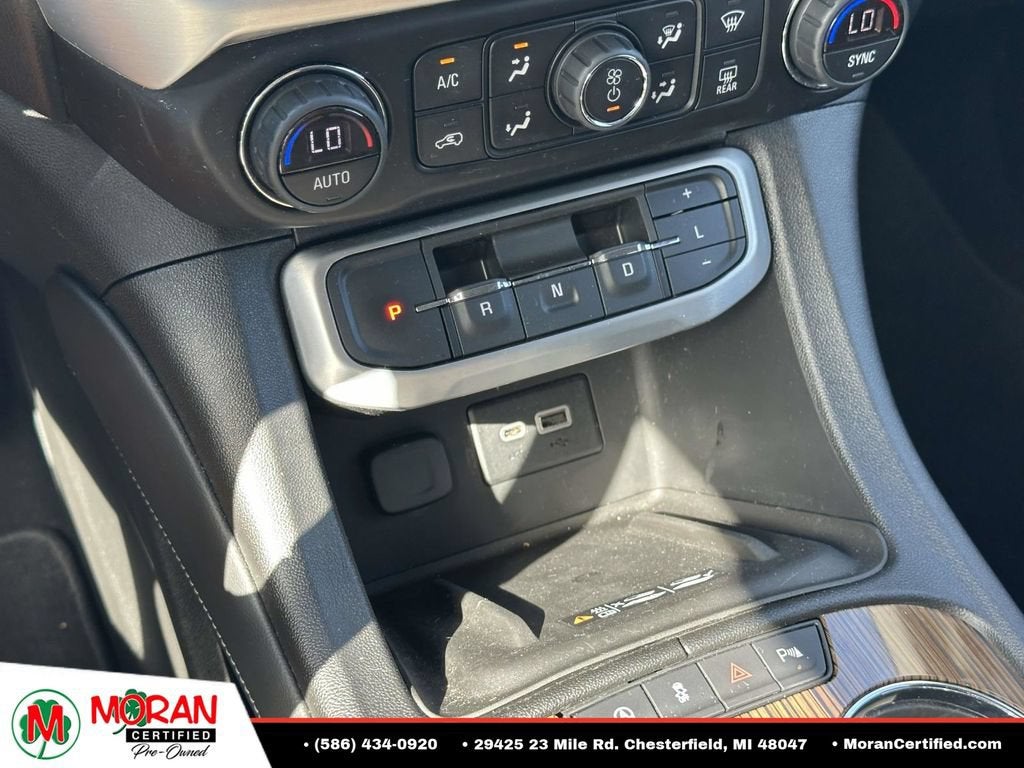 2020 GMC Acadia SLE