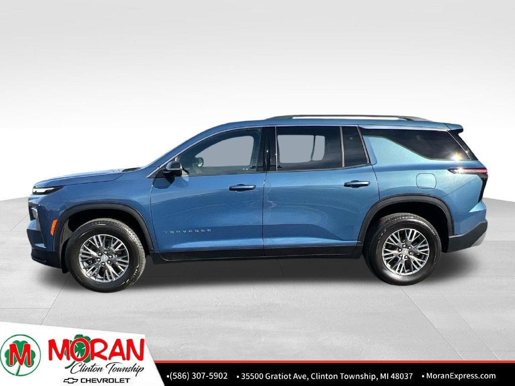 2024 Chevrolet Traverse LT