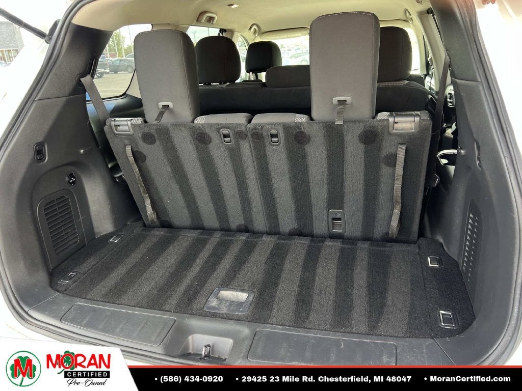 2017 Nissan Pathfinder SV
