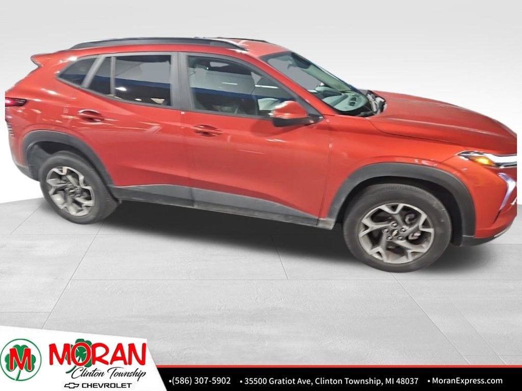2024 Chevrolet Trax LT
