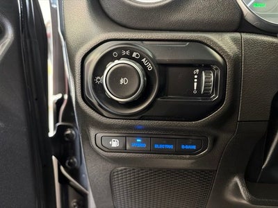 2023 Jeep Wrangler 4xe Sahara 4x4