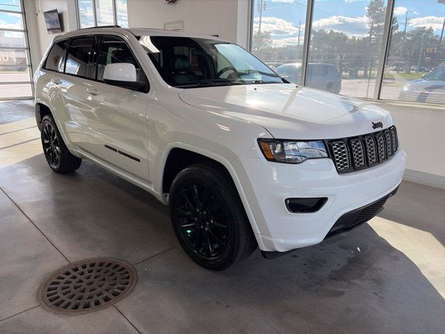 2021 Jeep Grand Cherokee Laredo X 4x4