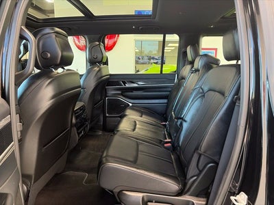 2022 Jeep Wagoneer Series II 4x4