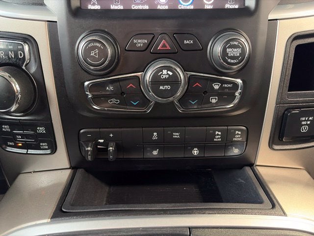 2017 RAM 1500 Big Horn Crew Cab 4x4 5'7' Box