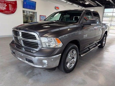 2017 RAM 1500 Big Horn Crew Cab 4x4 5'7' Box