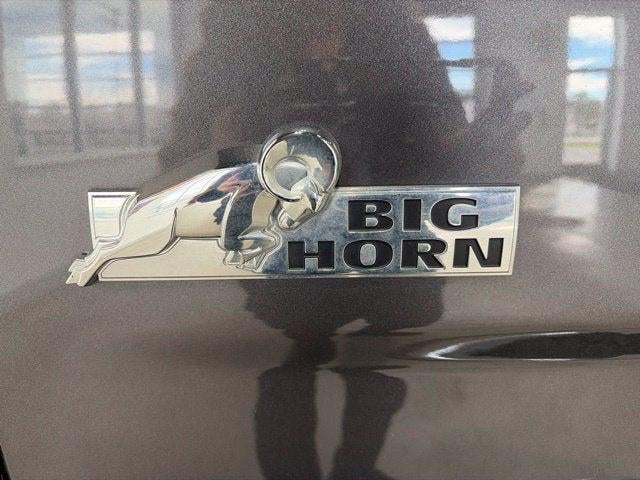 2017 RAM 1500 Big Horn Crew Cab 4x4 5'7' Box