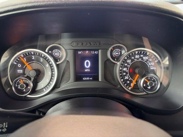 2020 RAM 1500 Big Horn Crew Cab 4x4 5'7' Box