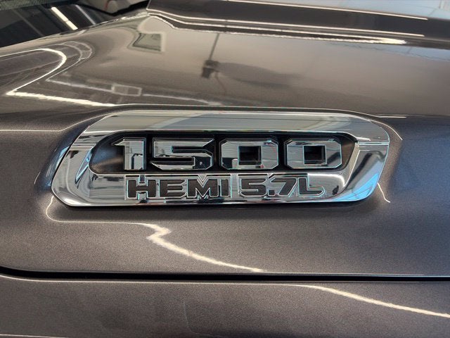 2020 RAM 1500 Big Horn Quad Cab 4x4 6'4' Box