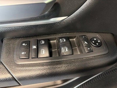 2021 RAM 1500 Big Horn Crew Cab 4x4 5'7' Box
