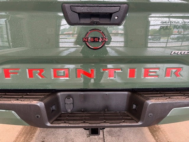 2022 Nissan Frontier Crew Cab PRO-4X 4x4