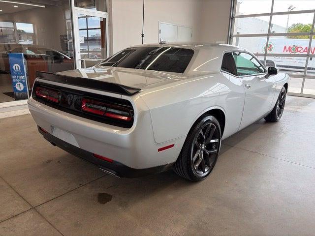 2022 Dodge Challenger SXT