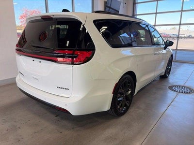 2025 Chrysler Pacifica Limited