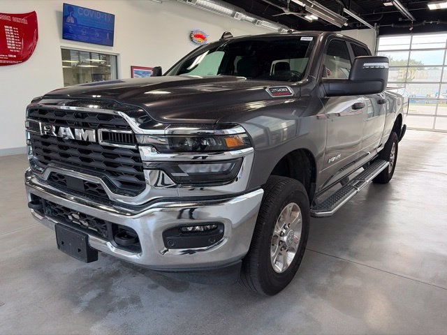2026 RAM 2500 Big Horn Crew Cab 4x4 6'4' Box