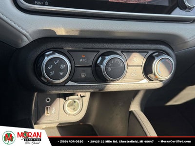 2021 Nissan Versa 1.6 SV