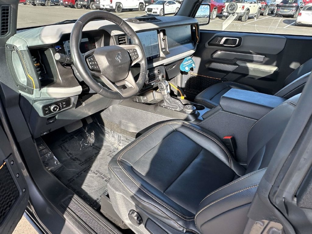 2023 Ford Bronco Base
