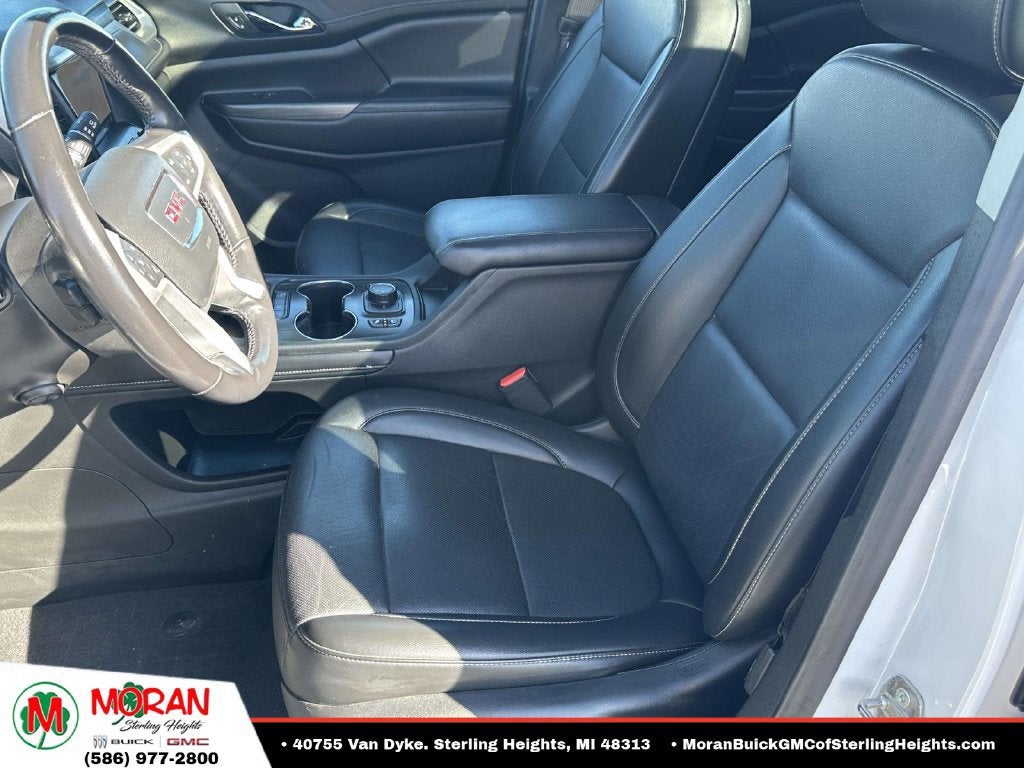 2021 GMC Acadia SLT