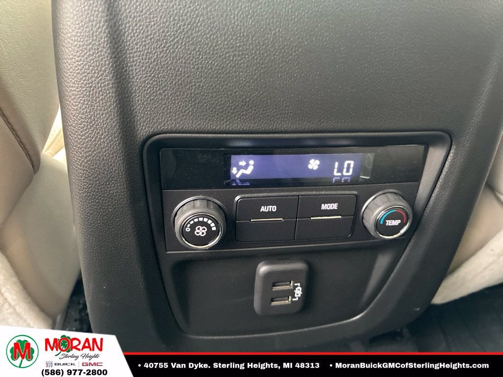2024 Buick Enclave Essence
