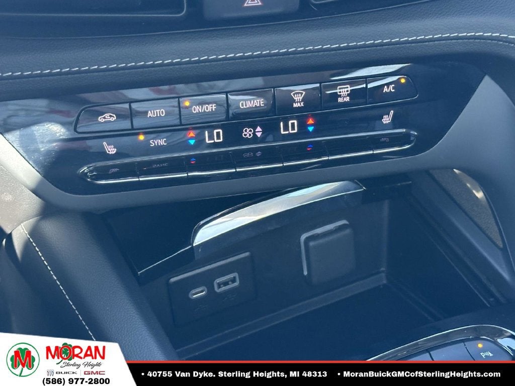 2023 Buick Envision Essence - Photo 28