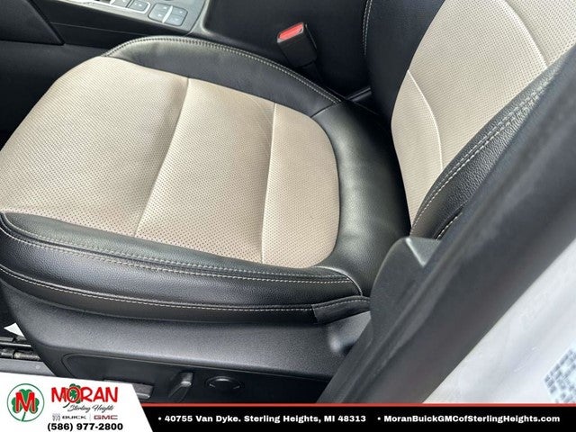 2021 Ford Escape Titanium