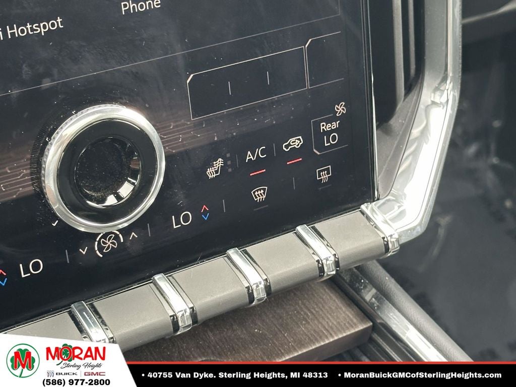 2024 GMC Acadia Denali