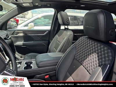 2024 GMC Acadia Denali