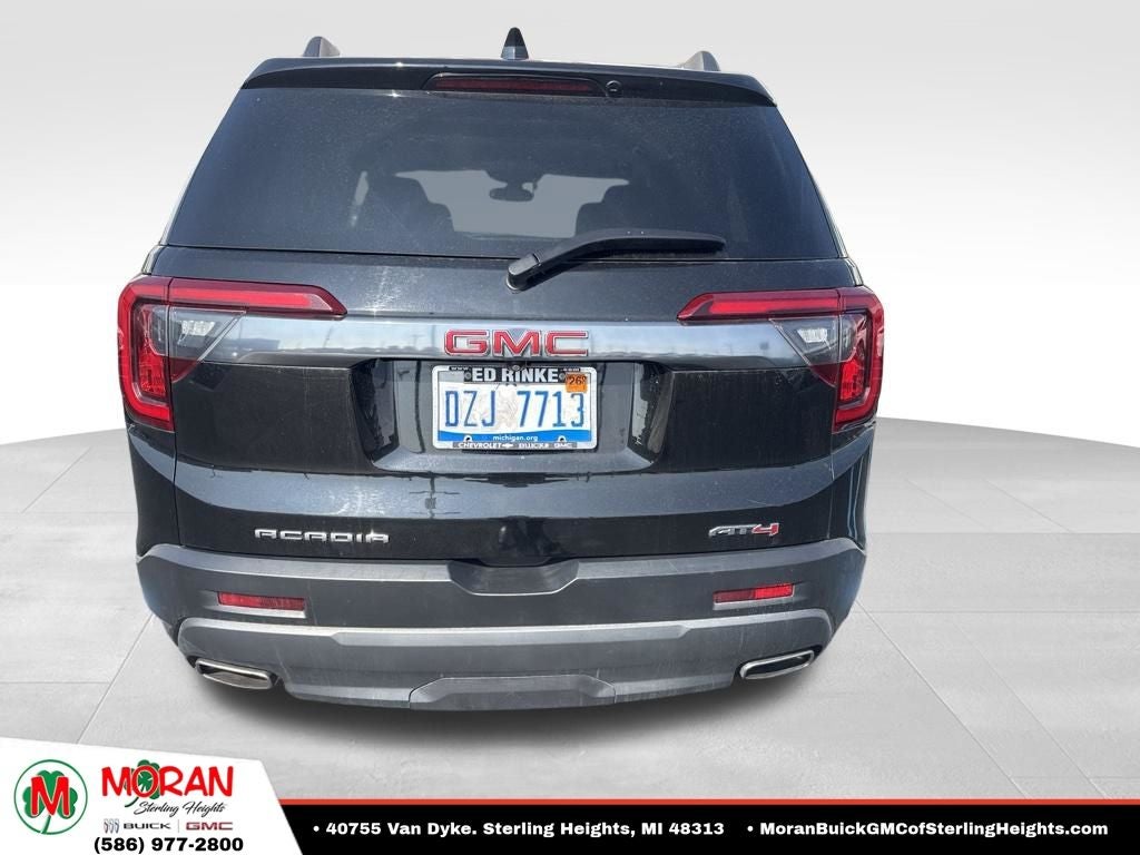 2023 GMC Acadia AT4