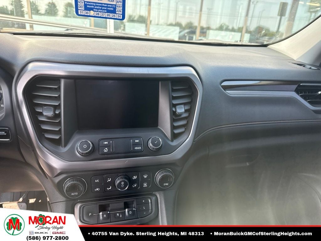 2023 GMC Acadia AT4
