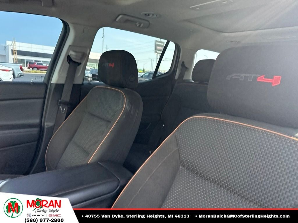2023 GMC Acadia AT4
