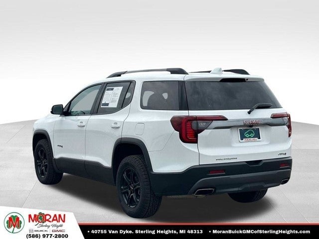 2023 GMC Acadia AT4