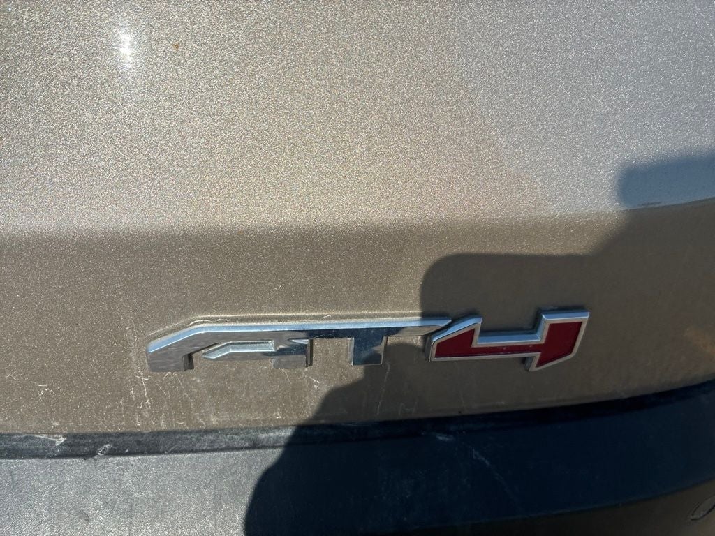 2022 GMC Acadia AT4