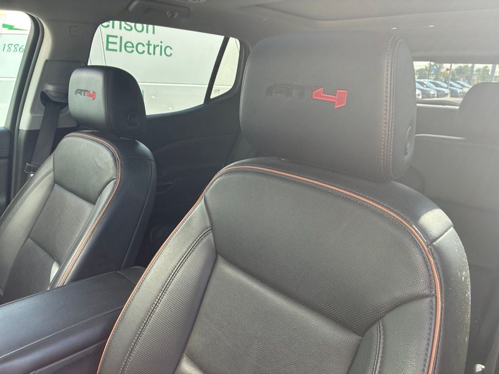 2022 GMC Acadia AT4