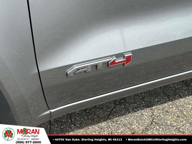 2023 GMC Canyon 4WD AT4