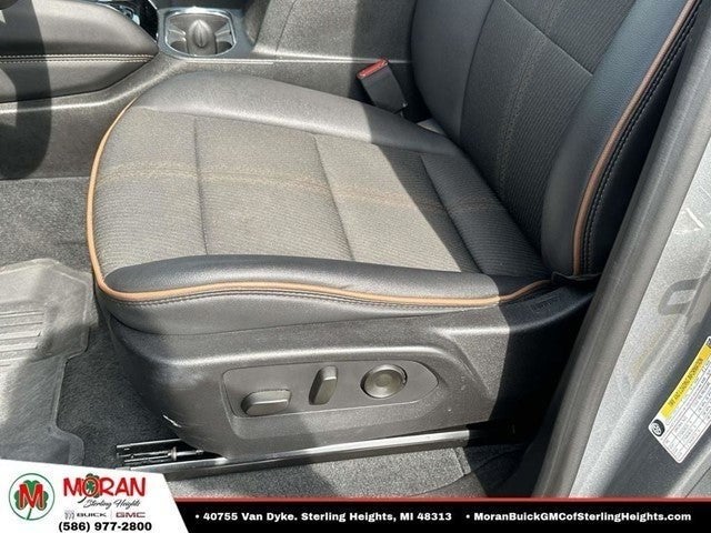 2023 GMC Canyon 4WD AT4