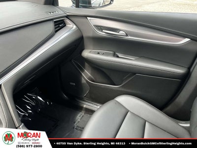 2024 Cadillac XT5 Luxury
