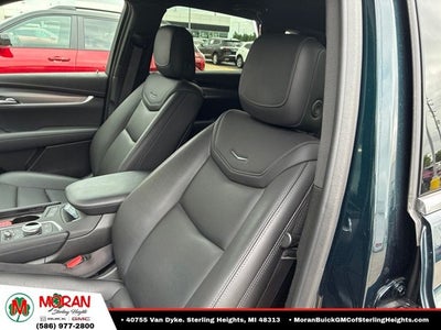 2024 Cadillac XT5 Luxury
