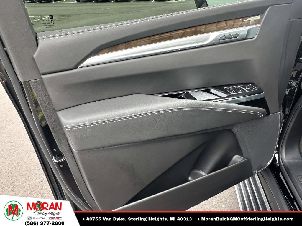 2025 Cadillac Escalade Sport Platinum