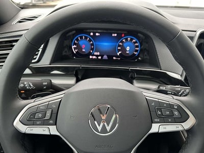 2026 Volkswagen Atlas Cross Sport 2.0T SEL R-Line Black