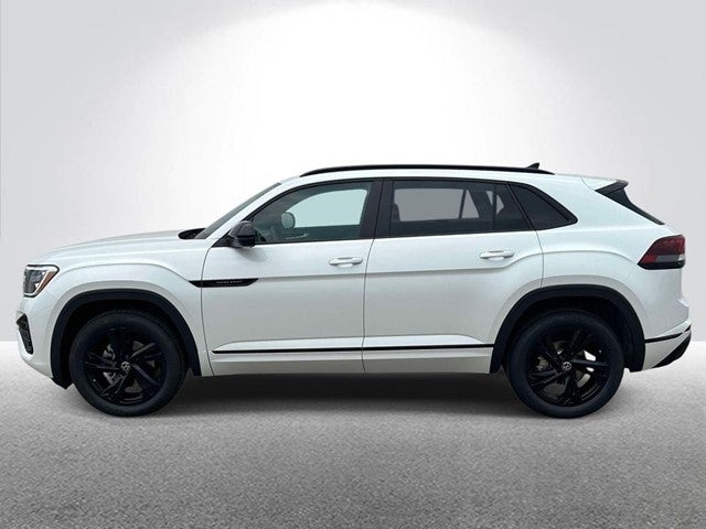 2026 Volkswagen Atlas Cross Sport 2.0T SEL R-Line Black