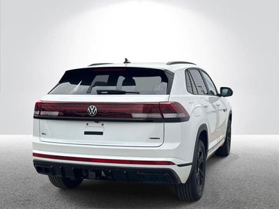 2026 Volkswagen Atlas Cross Sport 2.0T SEL R-Line Black