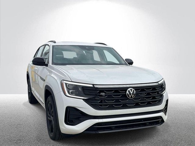 2026 Volkswagen Atlas Cross Sport 2.0T SEL R-Line Black