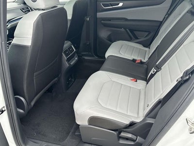 2026 Volkswagen Atlas Cross Sport 2.0T SEL R-Line Black