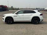 2026 Volkswagen Atlas Cross Sport 2.0T SEL R-Line Black