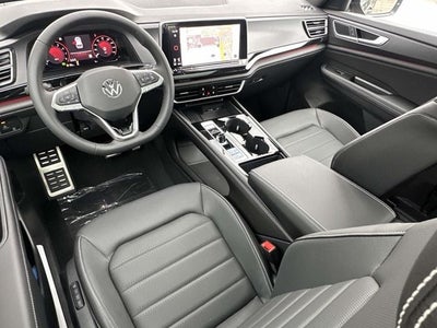 2026 Volkswagen Atlas Cross Sport 2.0T SEL R-Line Black