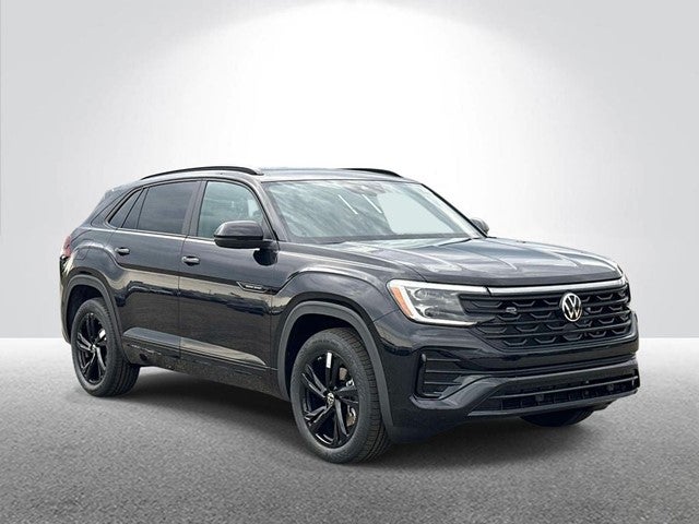2026 Volkswagen Atlas Cross Sport 2.0T SEL R-Line Black