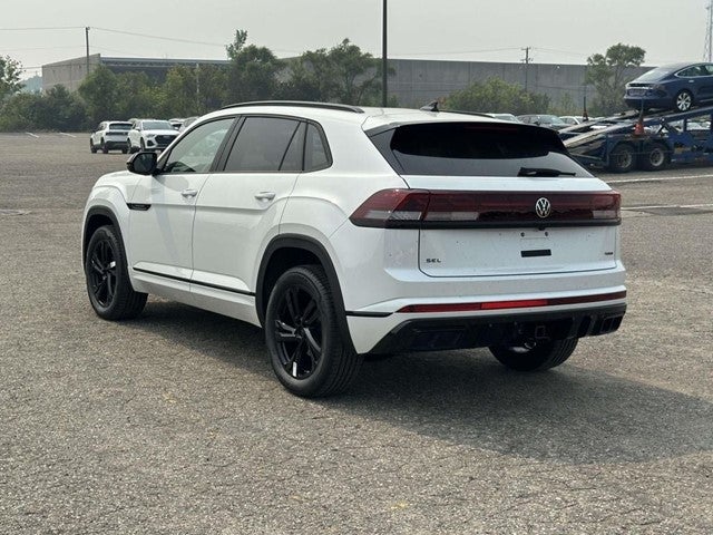 2026 Volkswagen Atlas Cross Sport 2.0T SEL R-Line Black