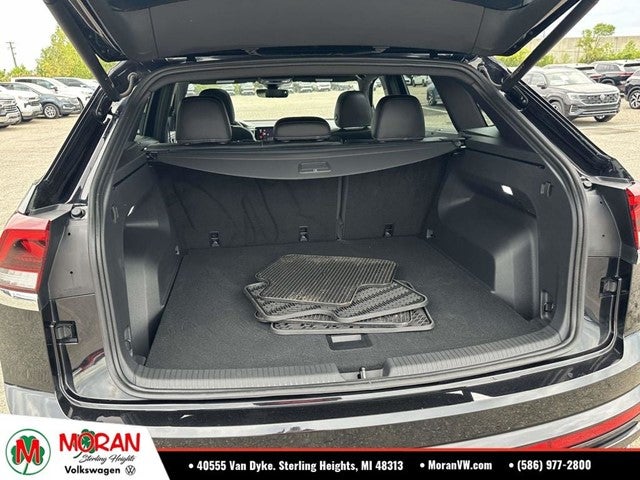 2024 Volkswagen Atlas Cross Sport 2.0T SEL R-Line