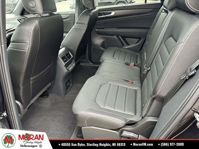 2024 Volkswagen Atlas Cross Sport 2.0T SEL R-Line