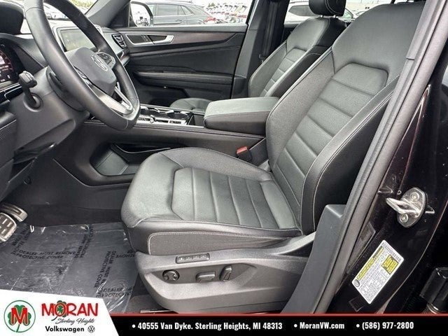 2024 Volkswagen Atlas Cross Sport 2.0T SEL R-Line