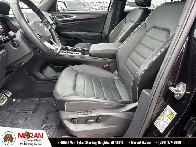 2024 Volkswagen Atlas Cross Sport 2.0T SEL R-Line